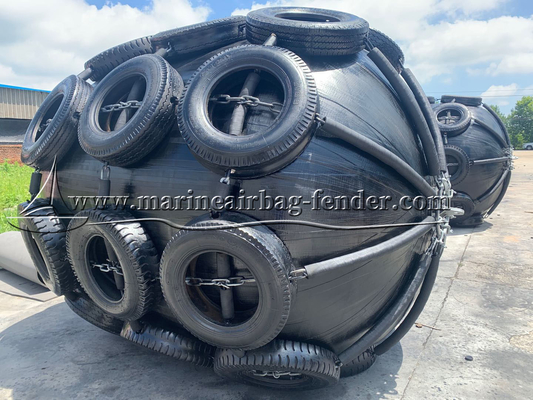 1.2m x 2m Pneumatyczny gumowy fender Yokohama Typ Statek nafilowy