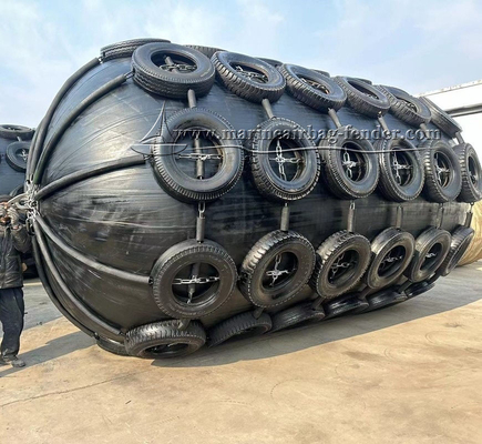 1.2m x 2m Pneumatyczny gumowy fender Yokohama Typ Statek nafilowy